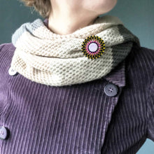 Load image into Gallery viewer, Brooch - Folium