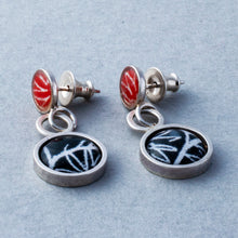 Load image into Gallery viewer, Flux duo stud earrings