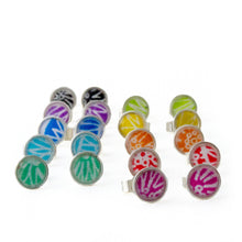 Load image into Gallery viewer, Splash stud earrings