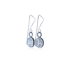 Load image into Gallery viewer, Flux drop earrings