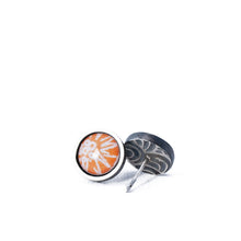 Load image into Gallery viewer, Flux stud earrings